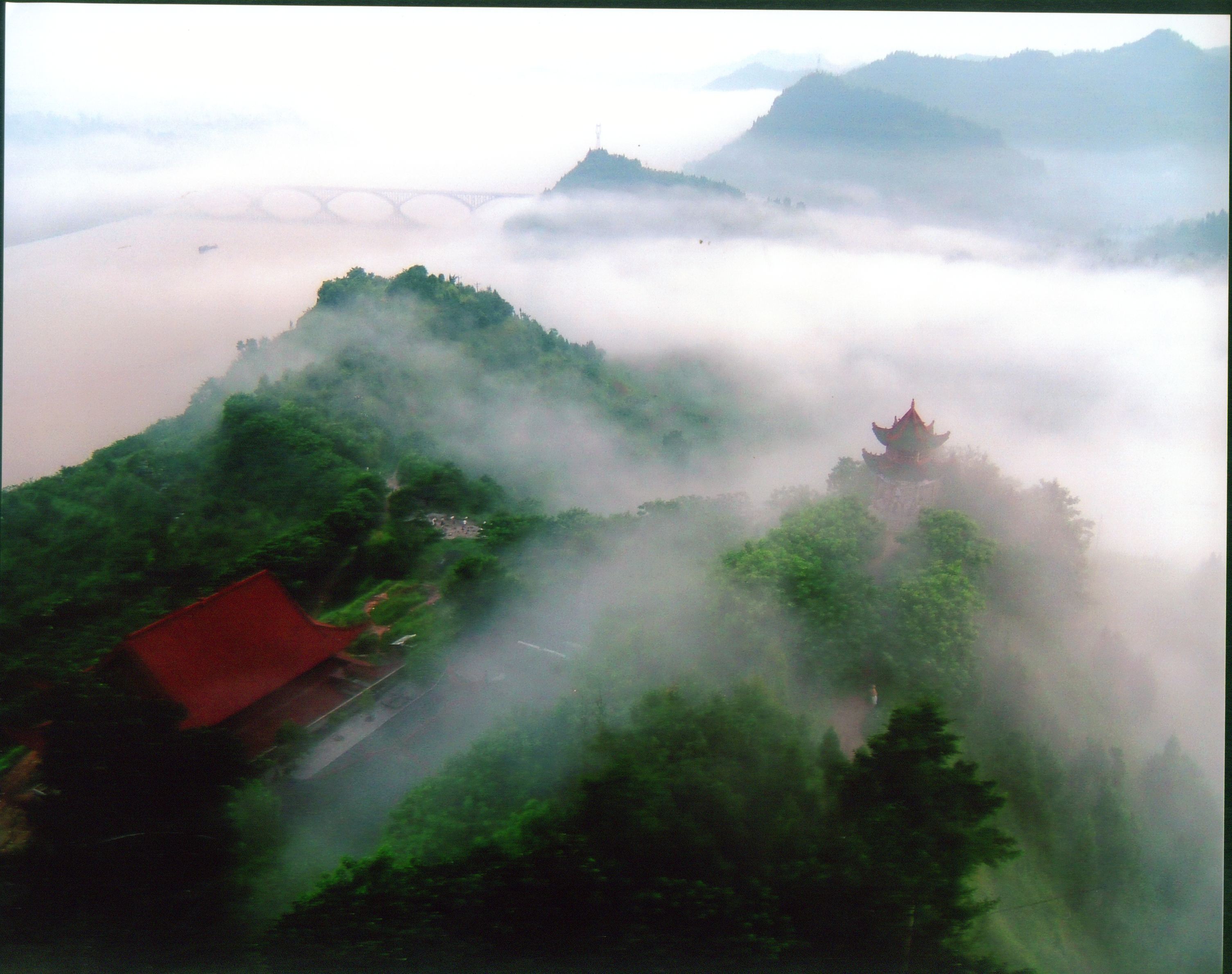 七月去昆明旅游怎么樣——四季像春天一樣溫暖